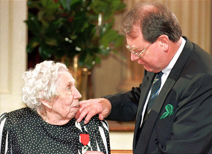 Mississippi author Eudora Welty receives the French Legion of Honor